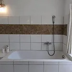Saslun Apartment